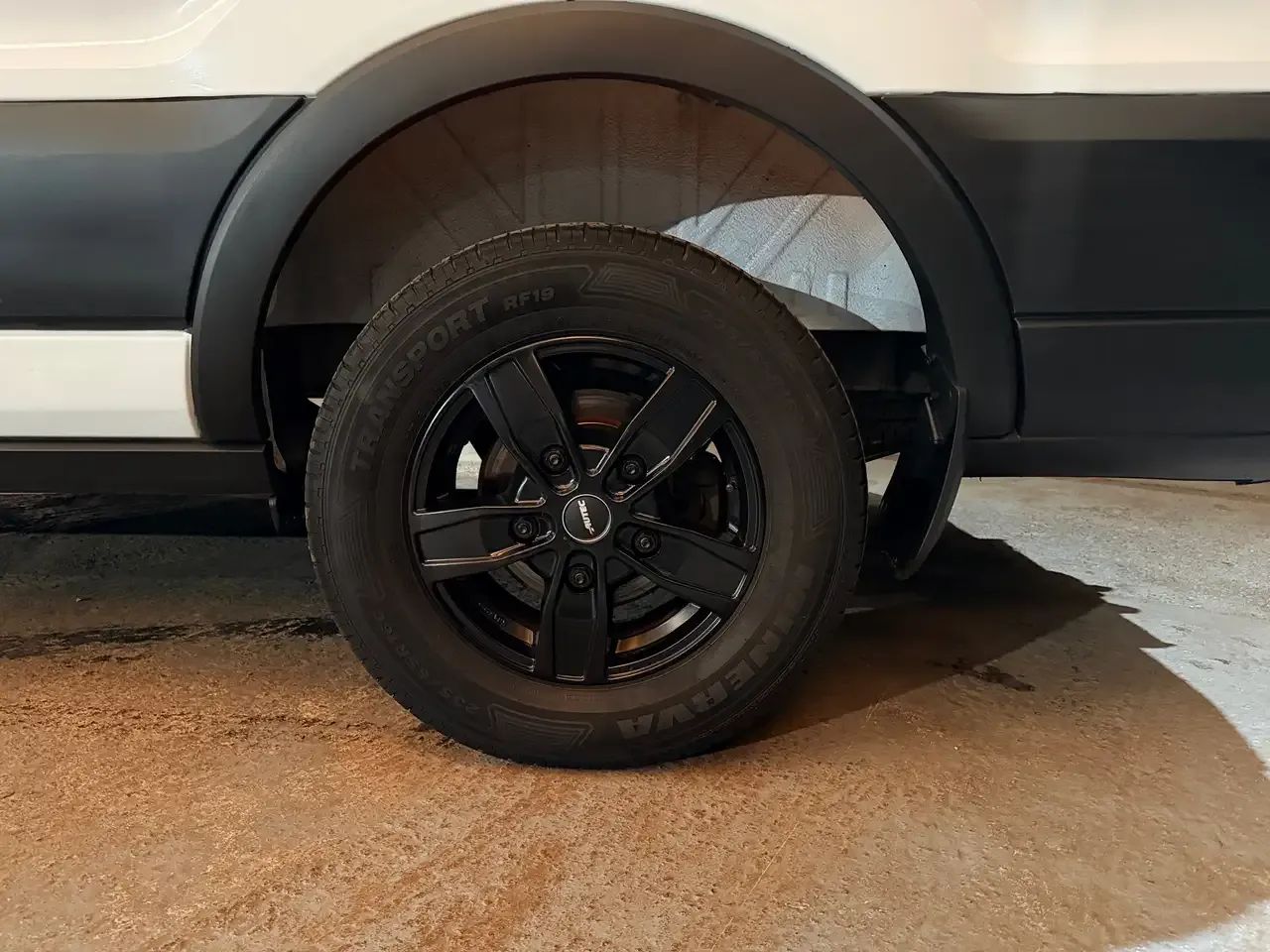 Ford Transit - 36