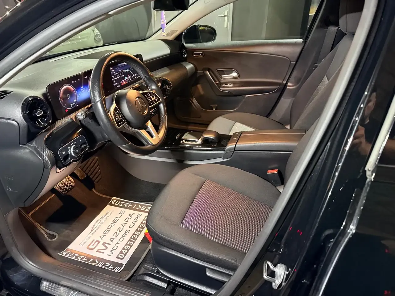 Mercedes-Benz A 180 - 11