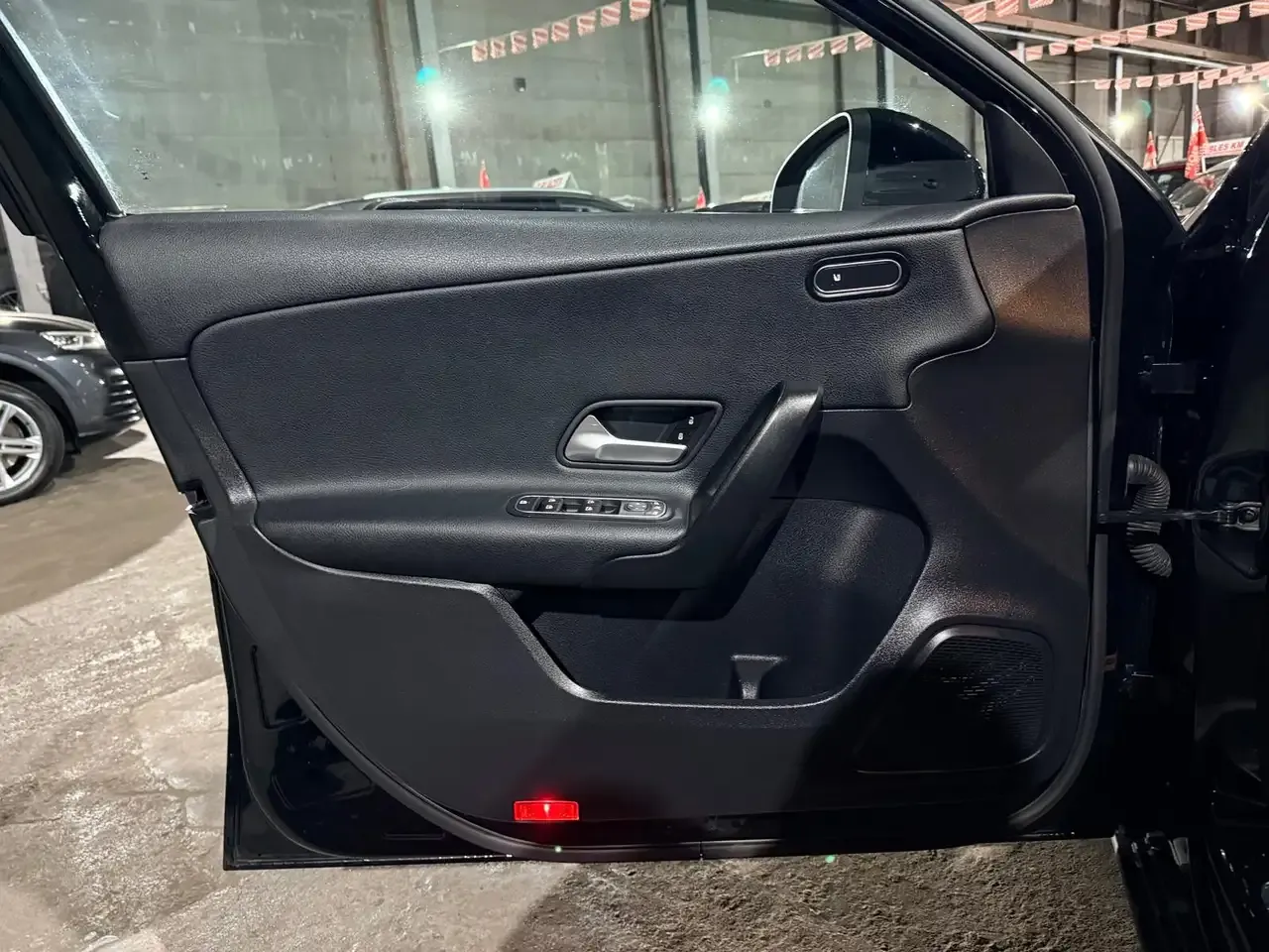 Mercedes-Benz A 180 - 18