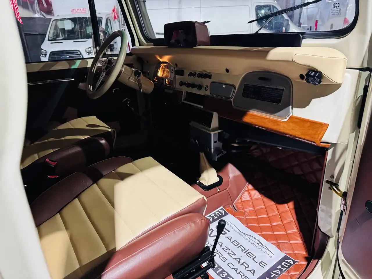 Toyota Land Cruiser - 14