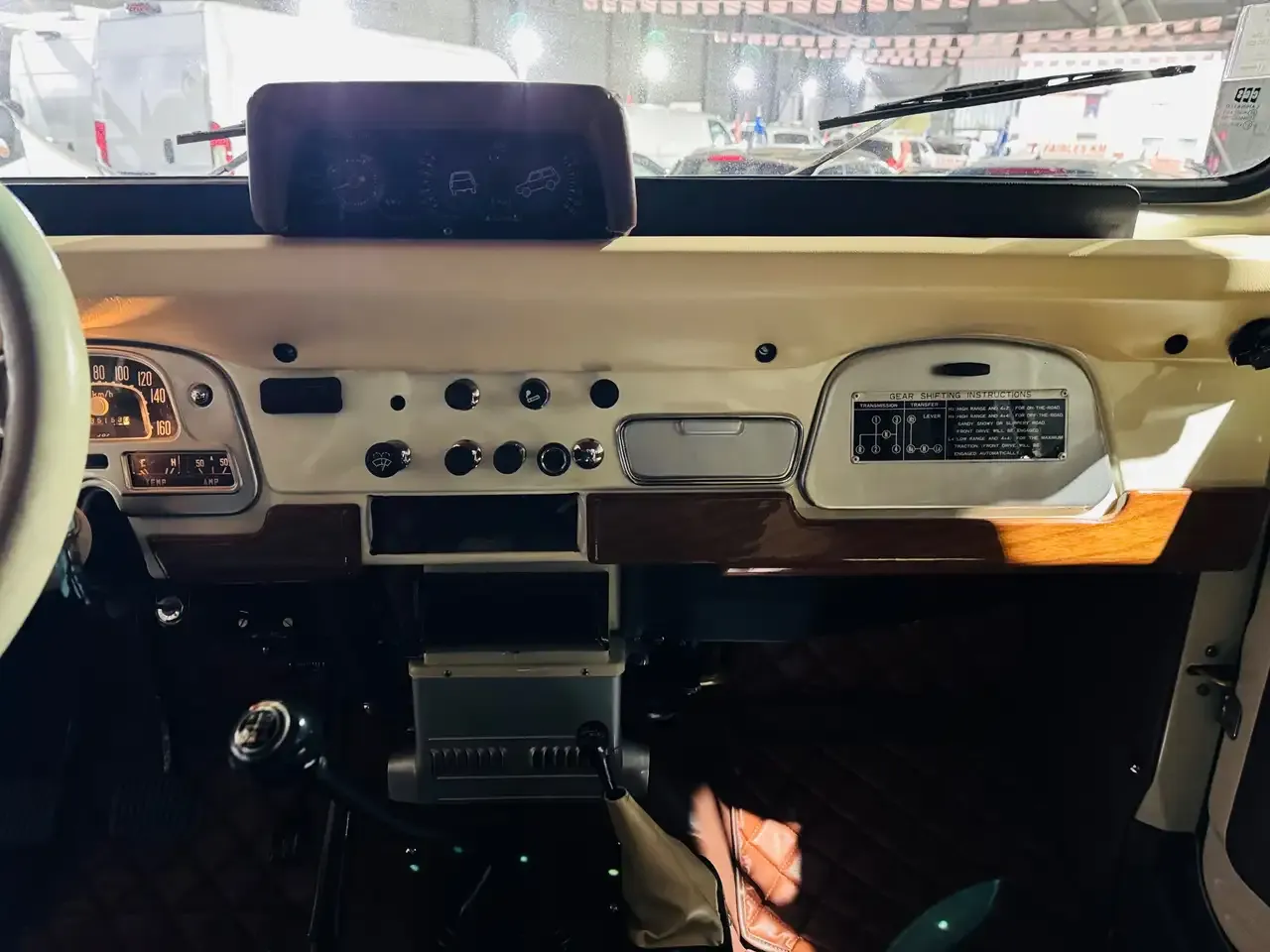 Toyota Land Cruiser - 16