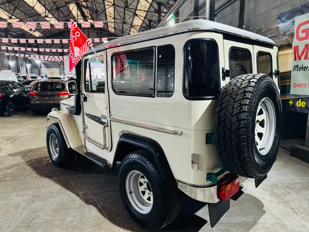 Toyota Land Cruiser - 5