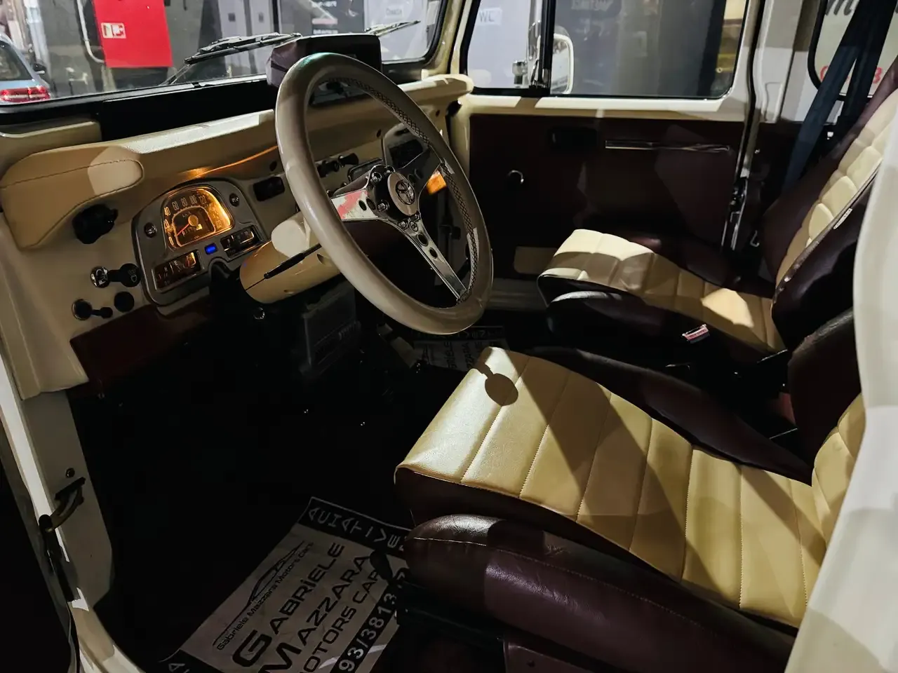 Toyota Land Cruiser - 9