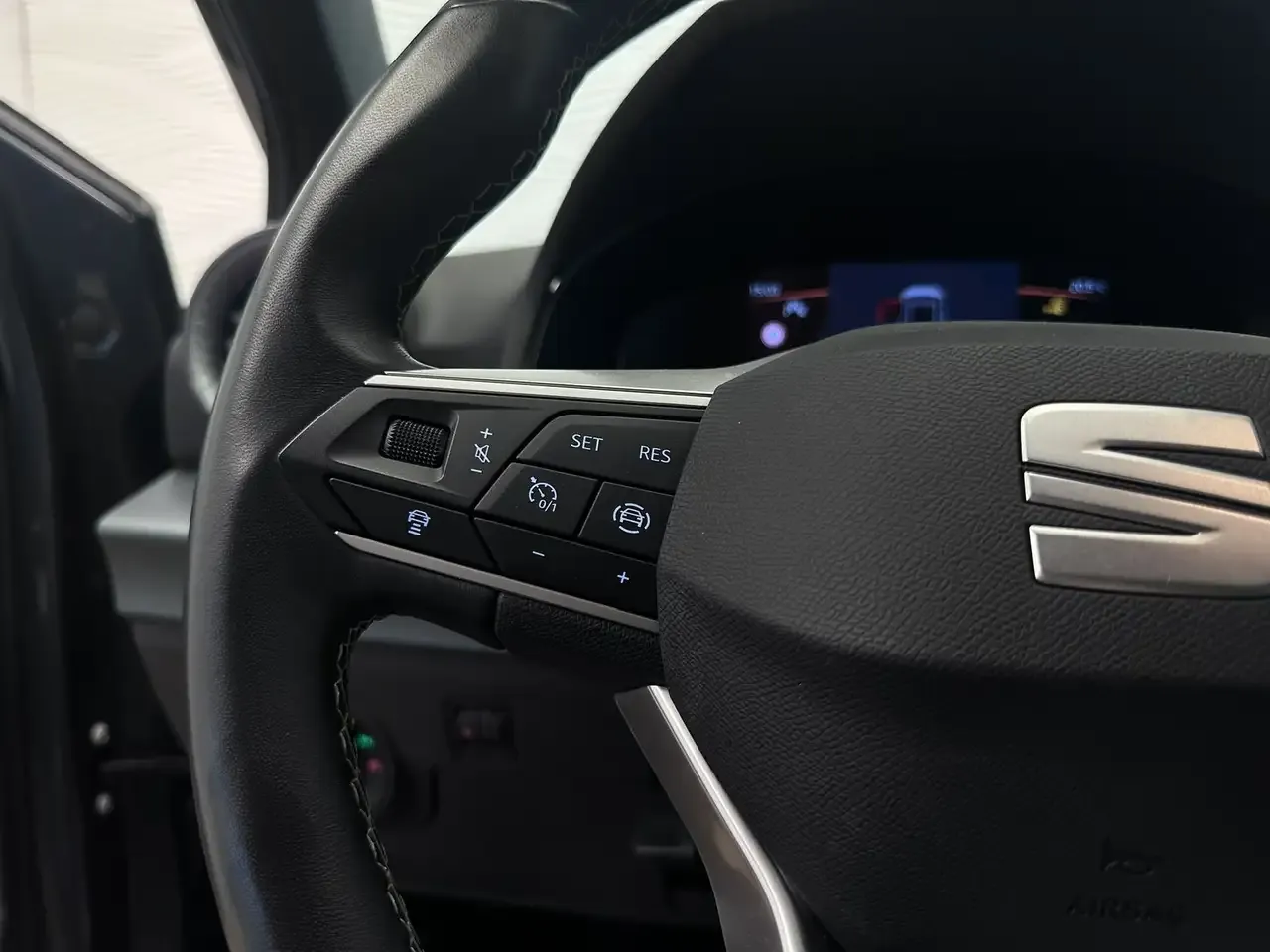 SEAT Arona - 16