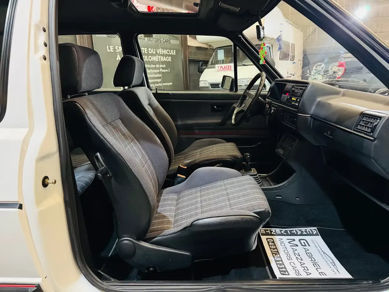 Volkswagen Golf - 13