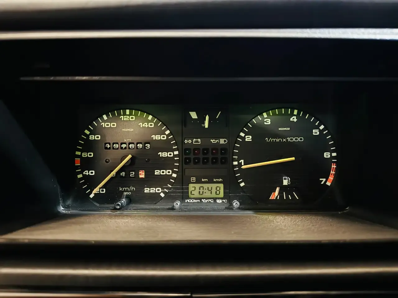 Volkswagen Golf - 20