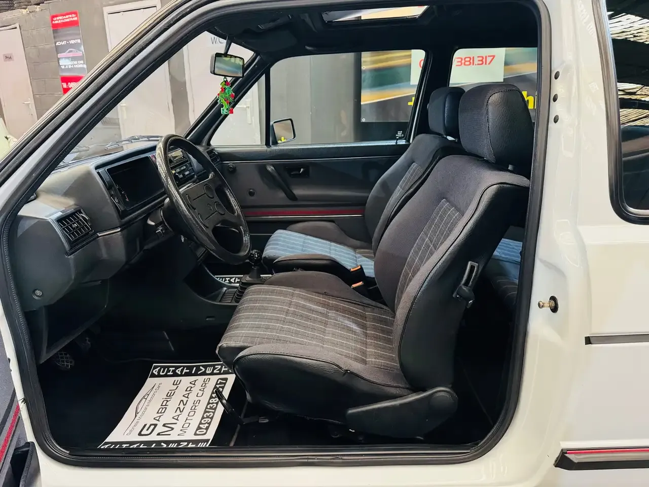 Volkswagen Golf - 9