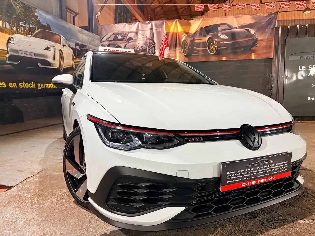 Volkswagen Golf - 2