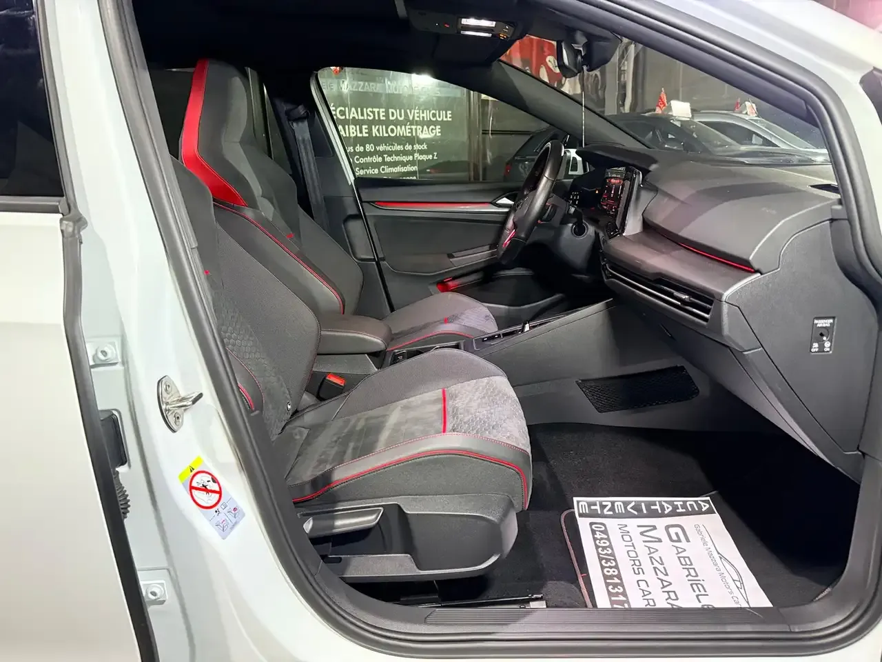 Volkswagen Golf - 30