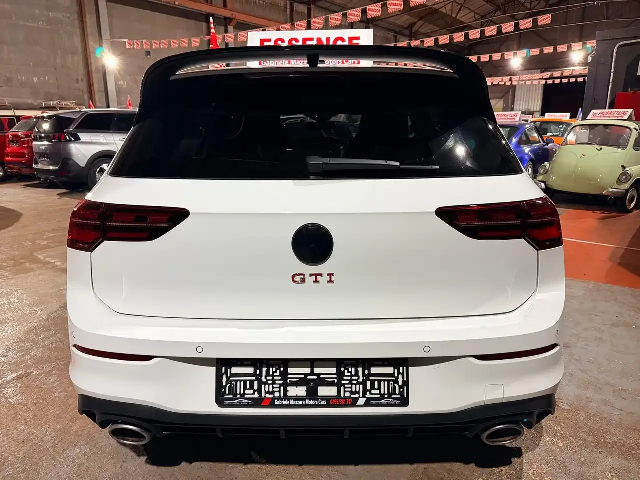 Volkswagen Golf - 6