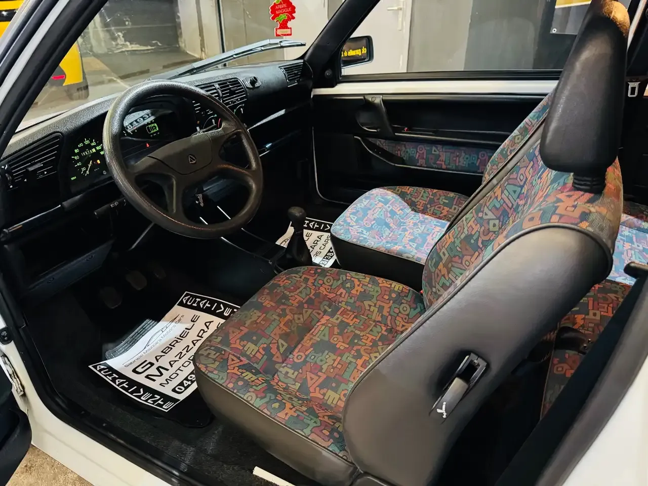 Lancia Y - 9