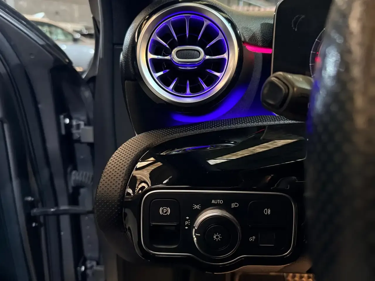 Mercedes-Benz A 220 - 19