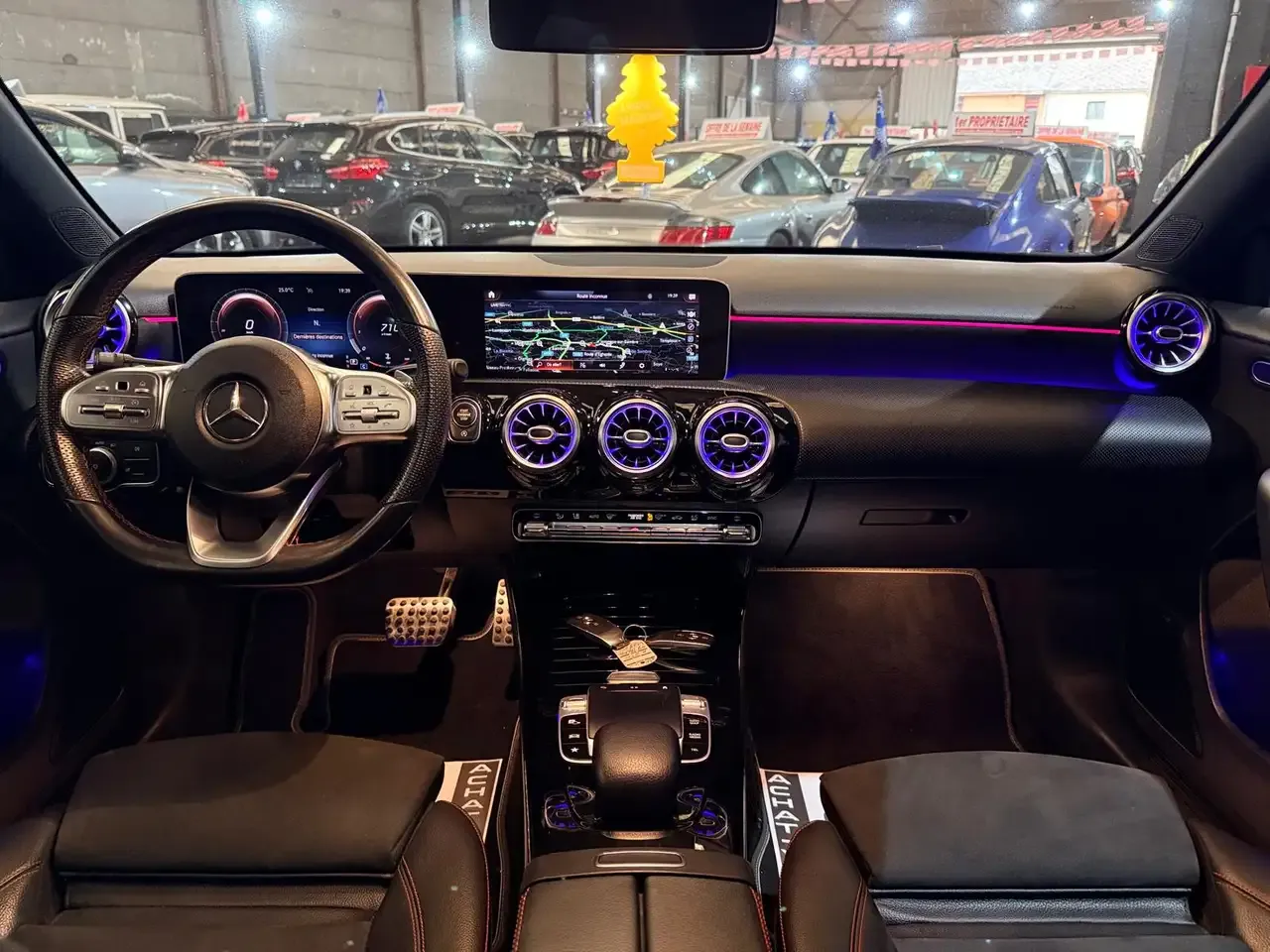 Mercedes-Benz A 220 - 34