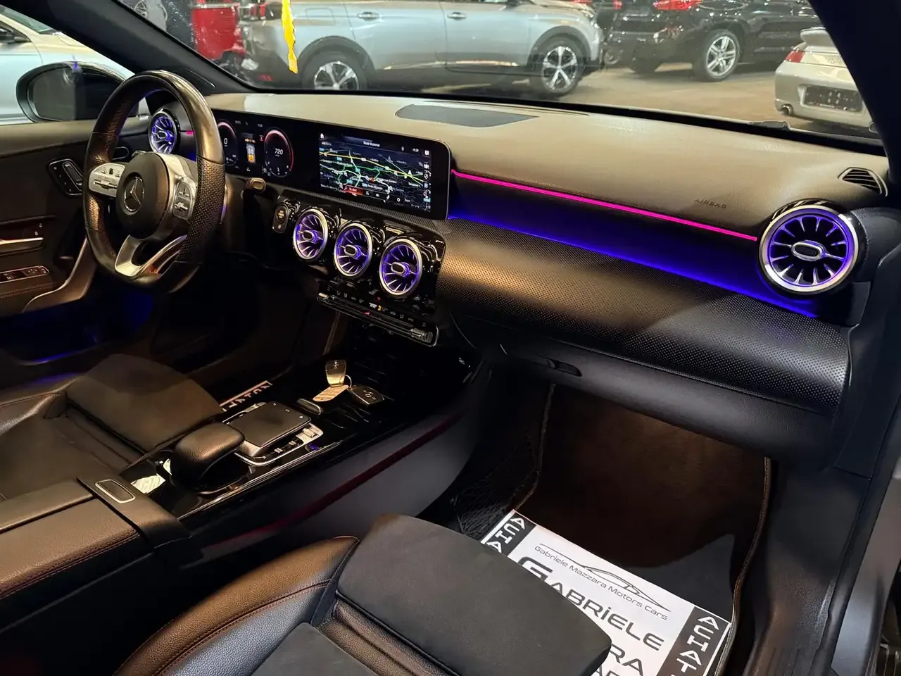 Mercedes-Benz A 220 - 36