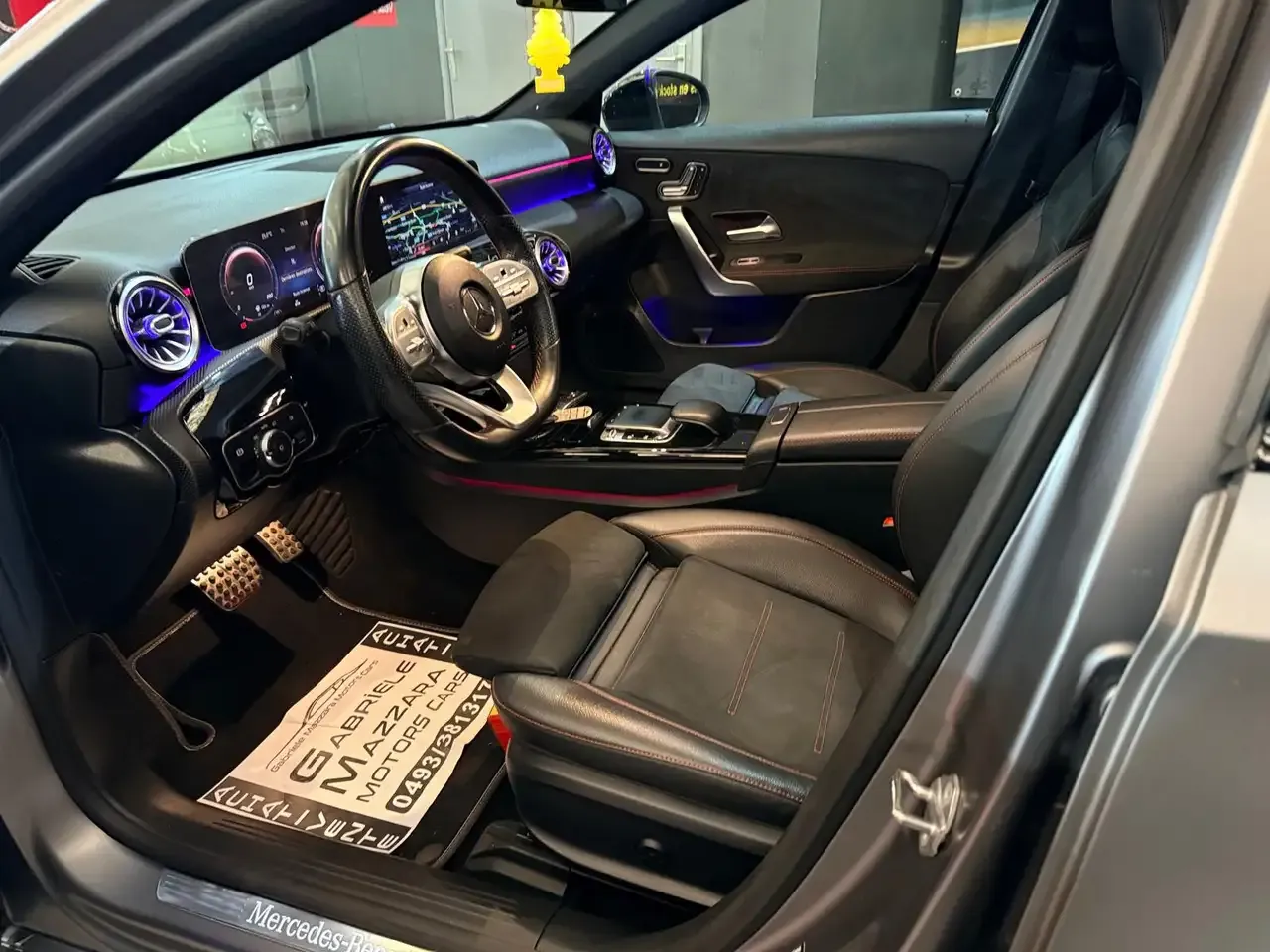 Mercedes-Benz A 220 - 45