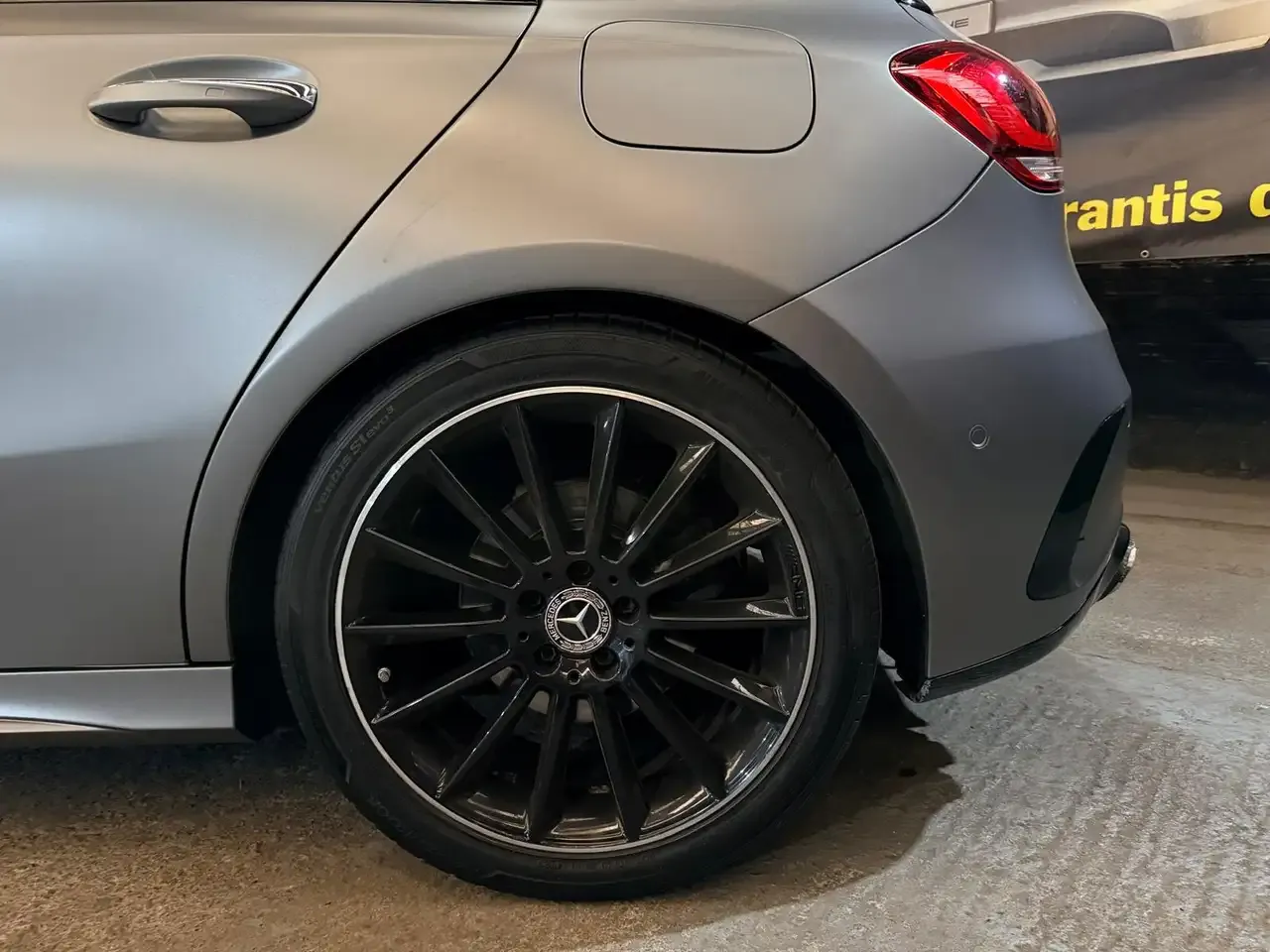 Mercedes-Benz A 220 - 48