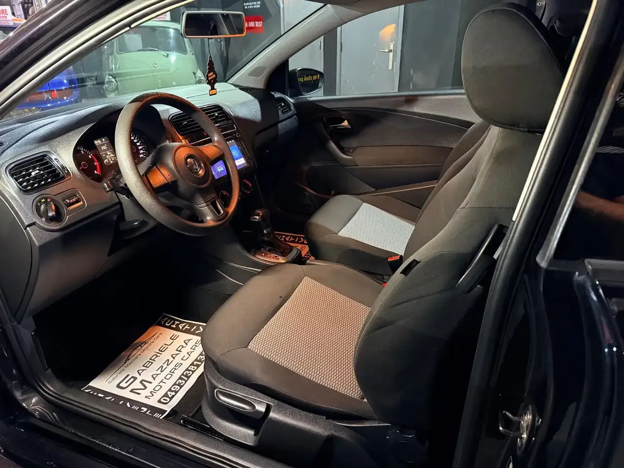 Volkswagen Polo - 15