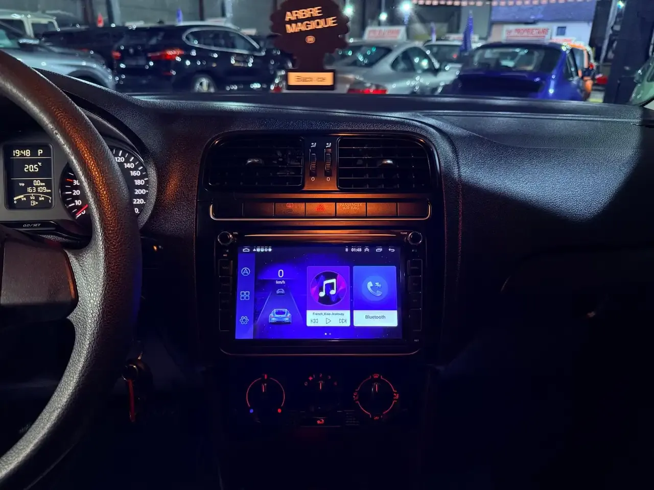 Volkswagen Polo - 20