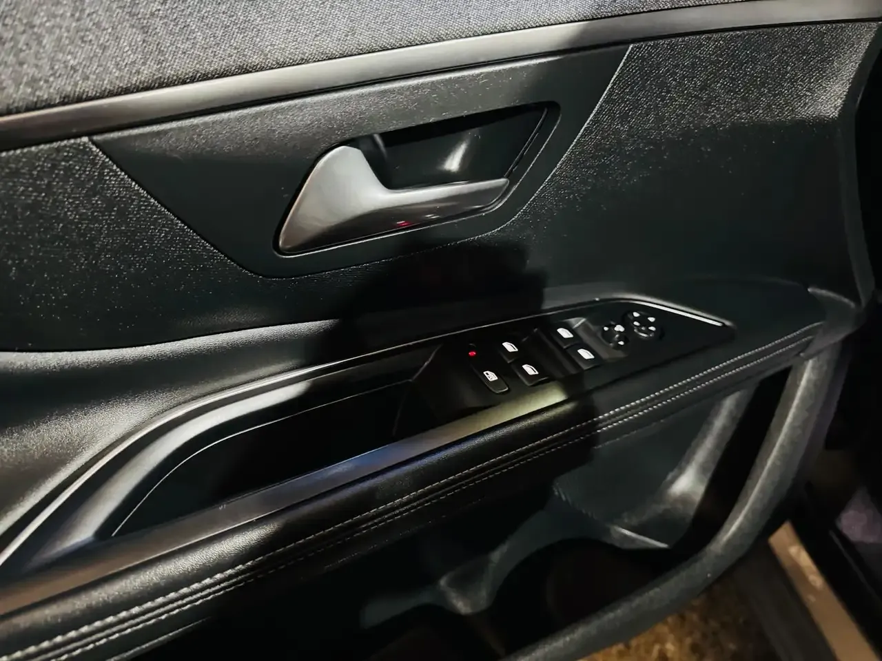Peugeot 5008 - 16