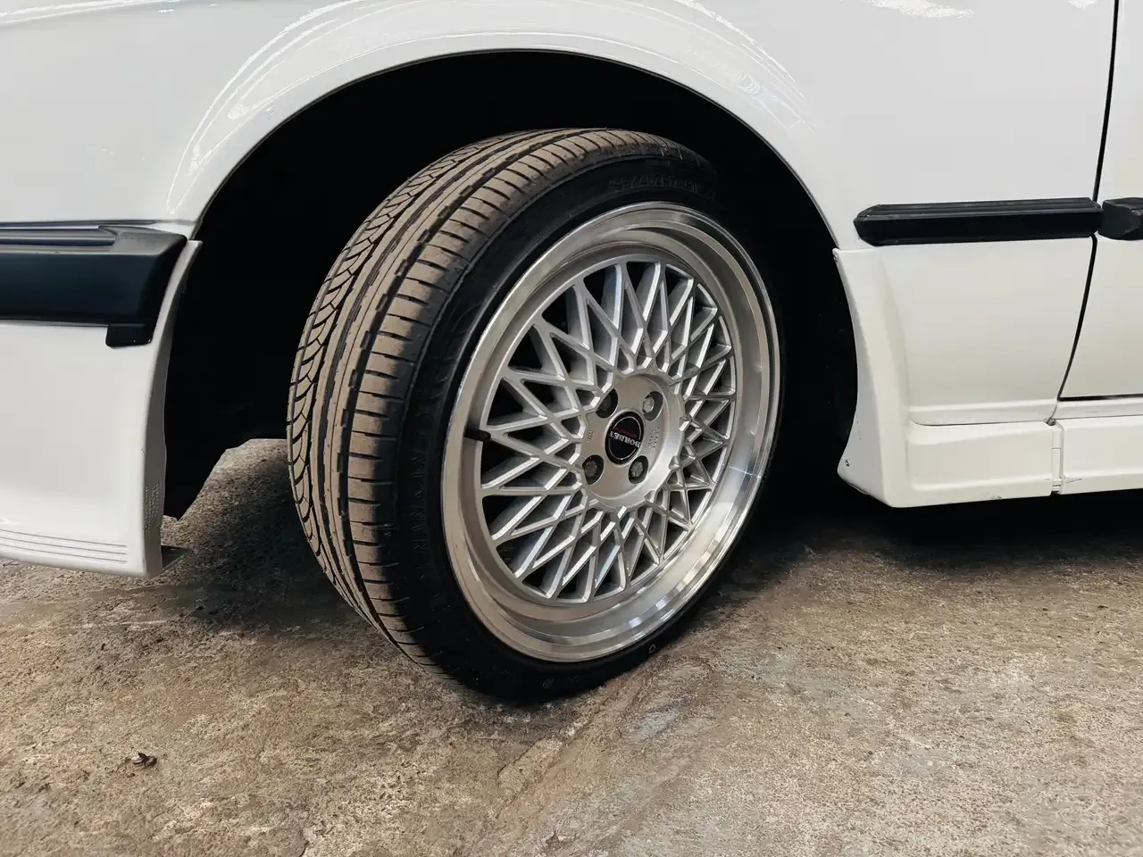 BMW 325 - 26