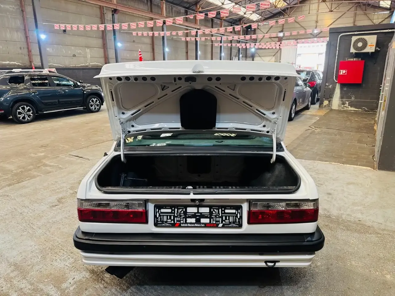 BMW 325 - 6