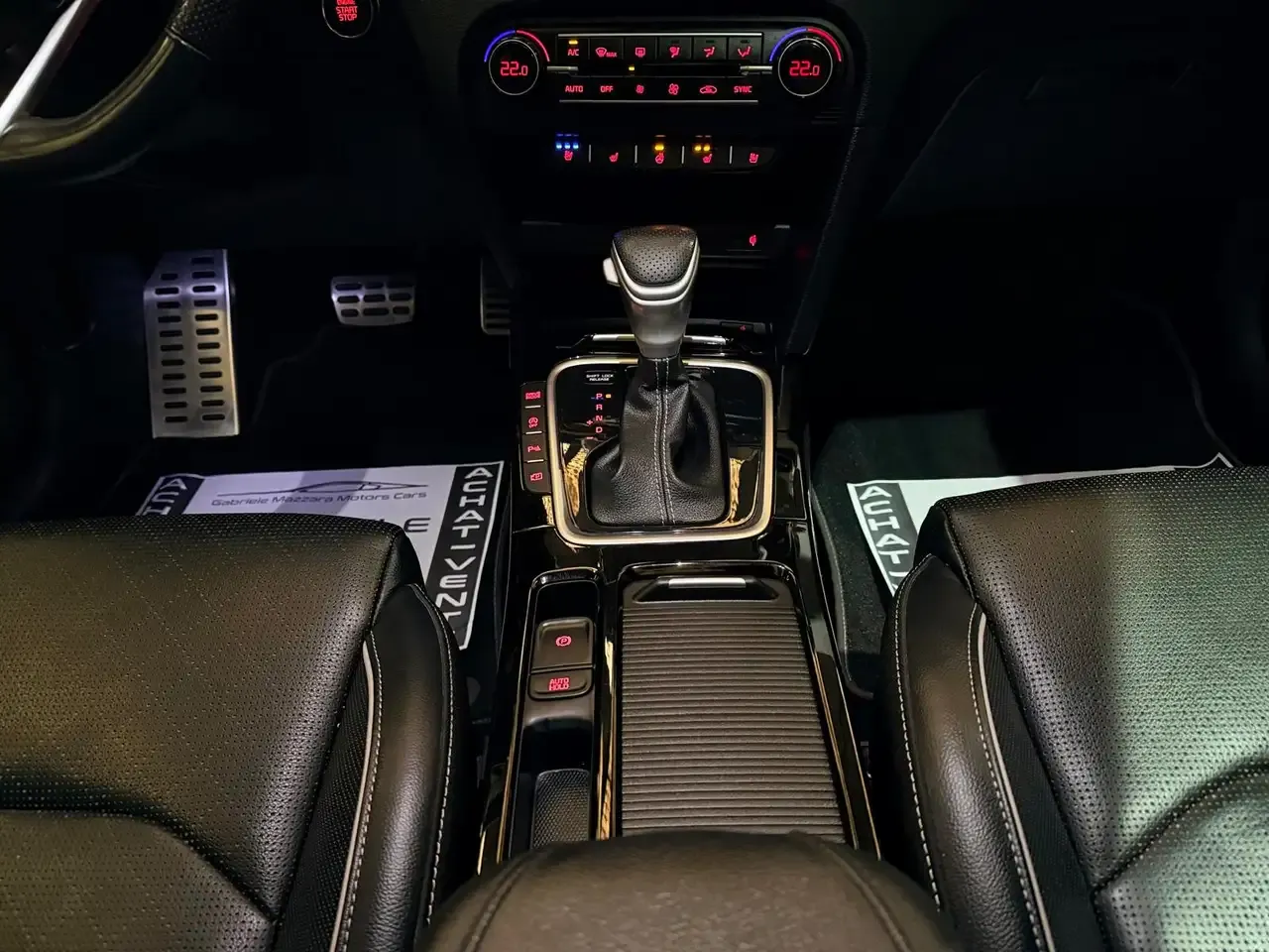 Kia XCeed - 27