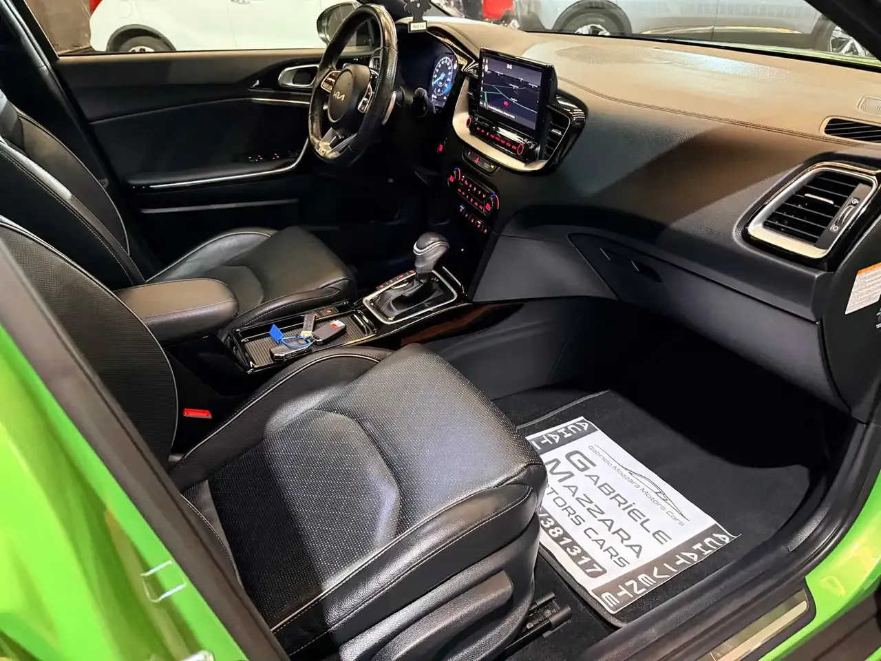 Kia XCeed - 31