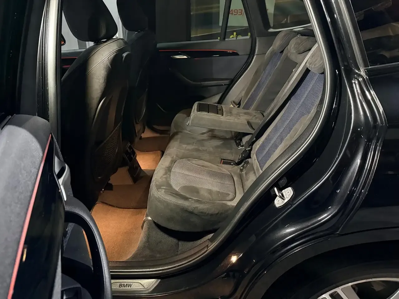 BMW X1 - 23