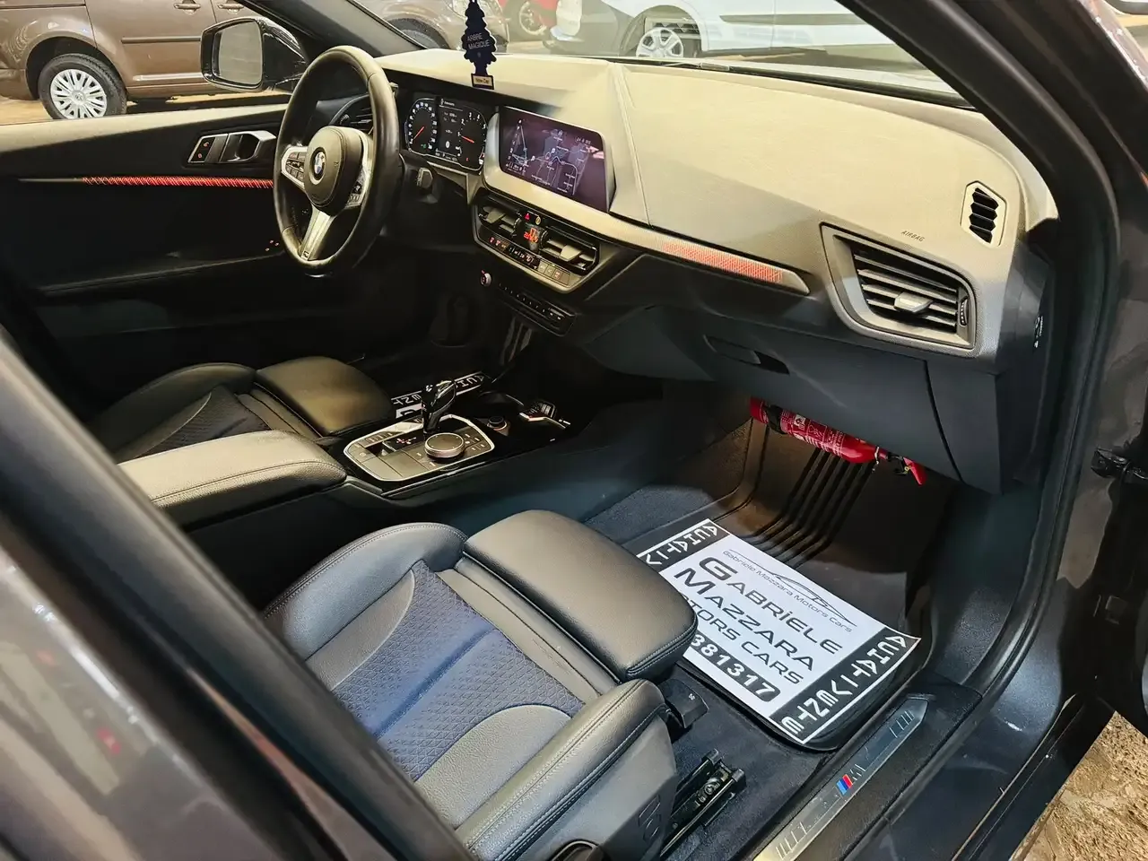 BMW 118 - 21