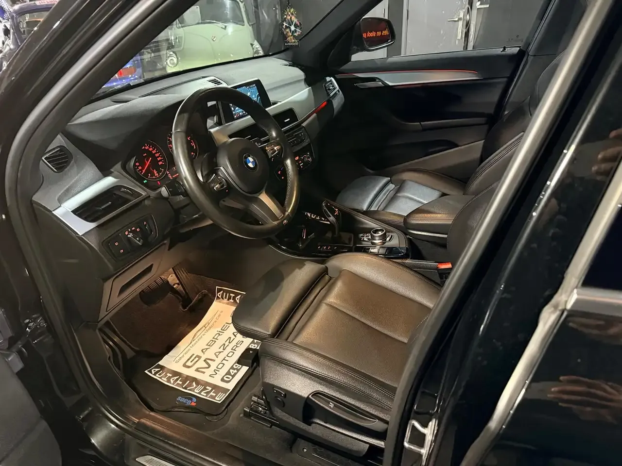 BMW X1 - 13