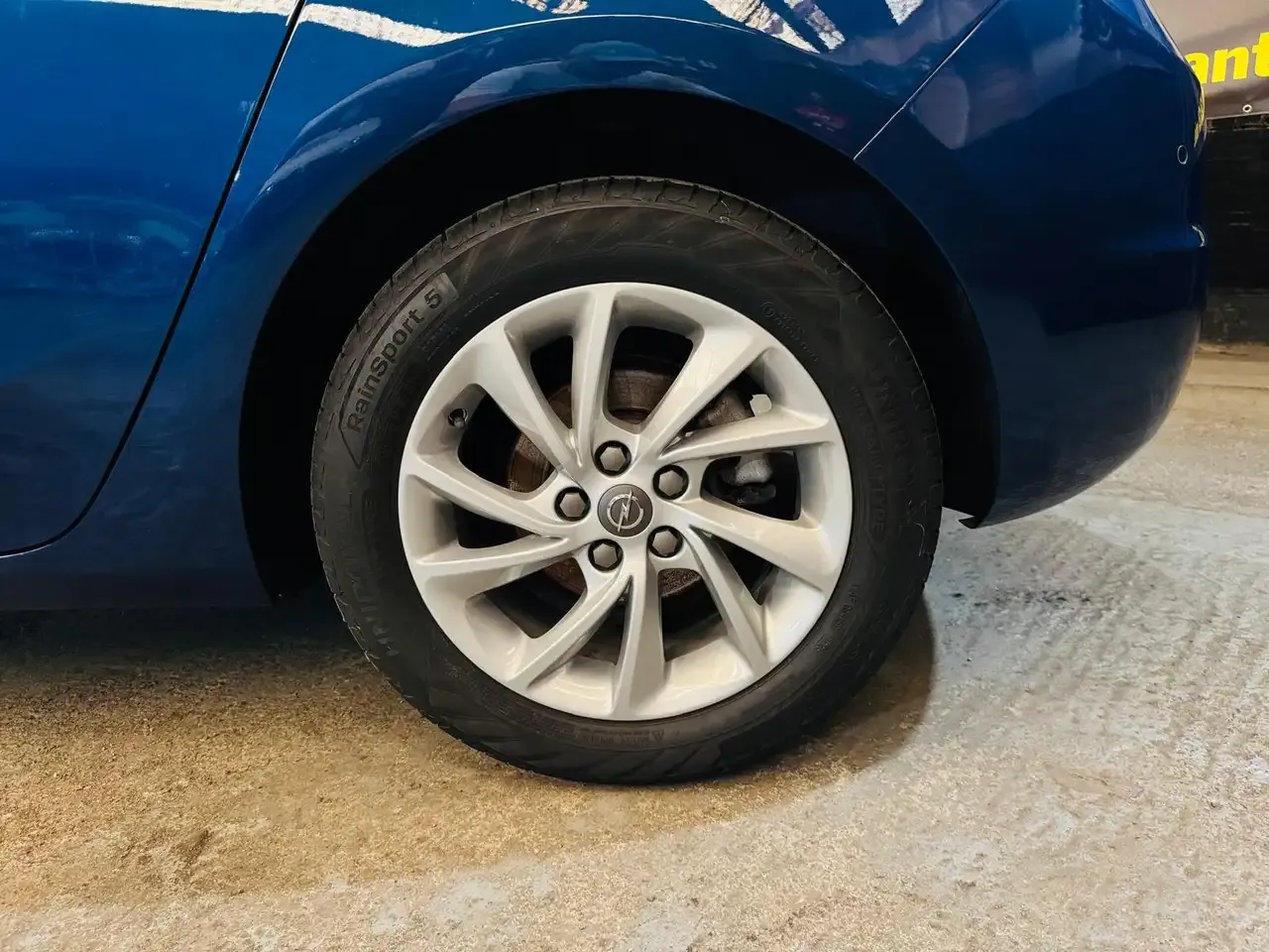 Opel Astra - 17
