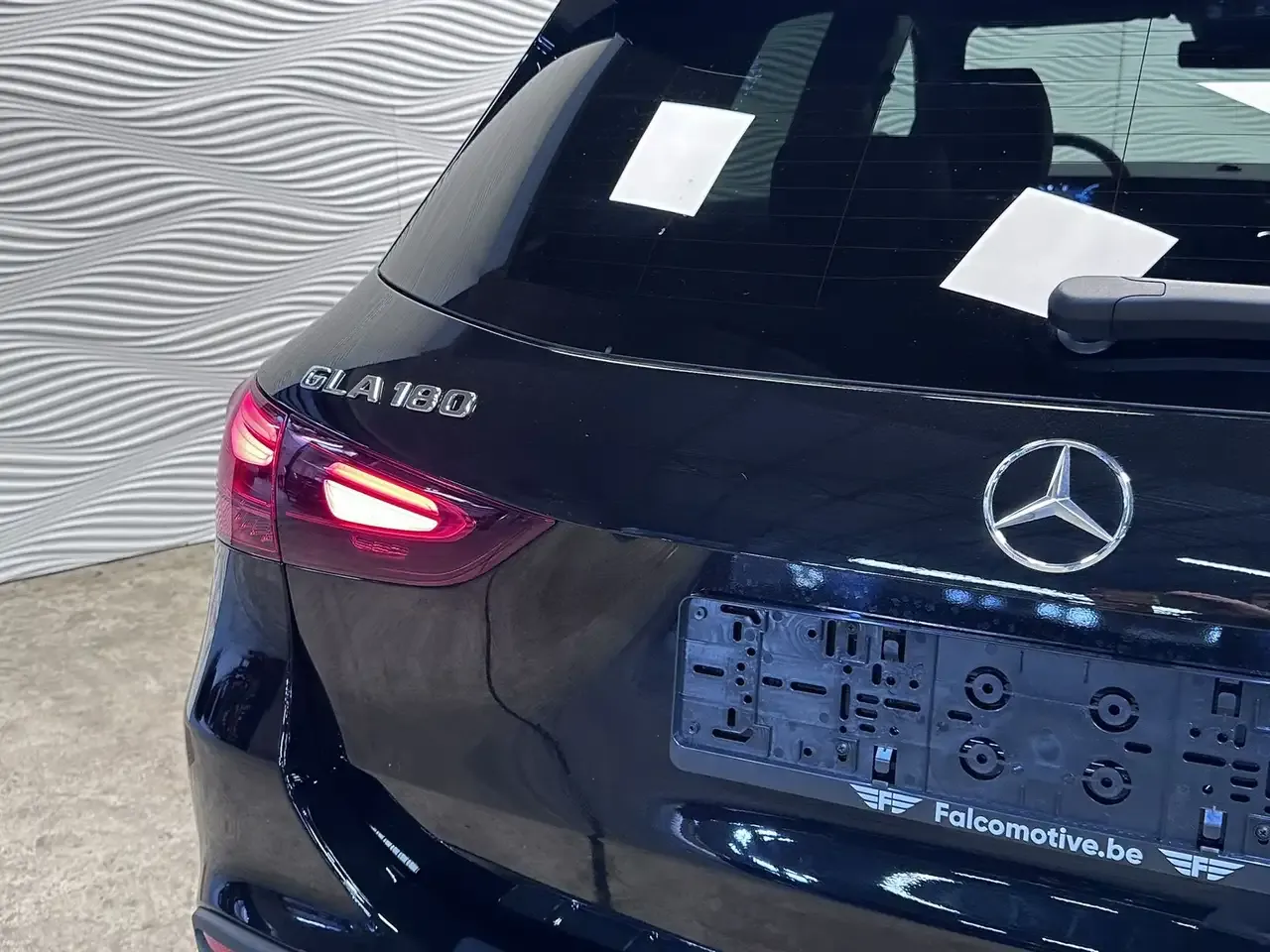 Mercedes-Benz GLA 180 - 13