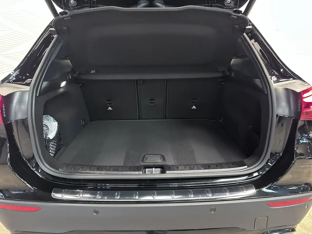 Mercedes-Benz GLA 180 - 29