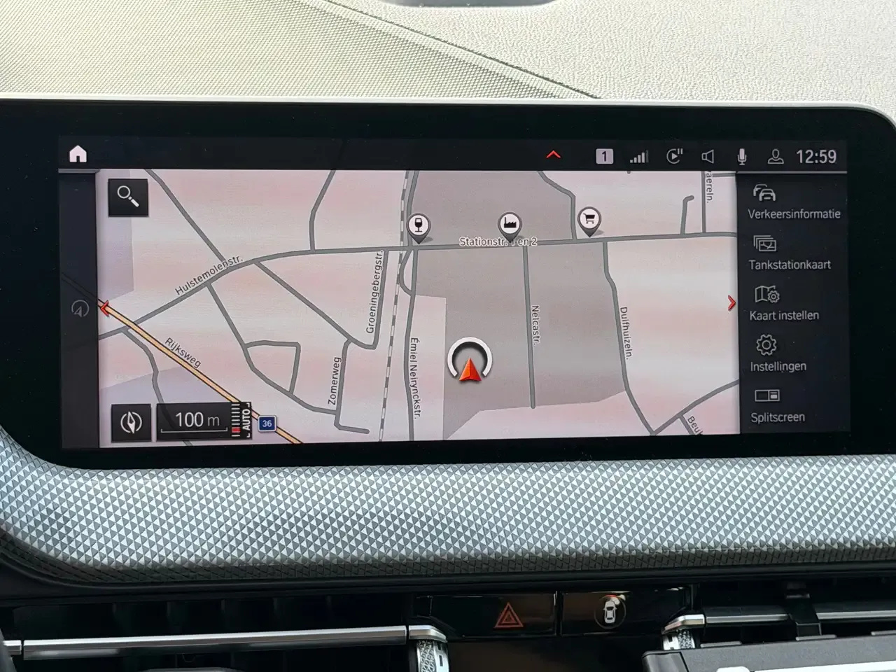 BMW 218 - 13