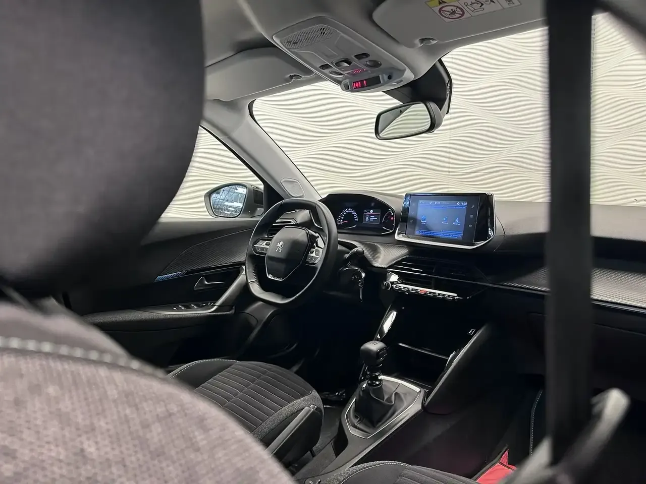 Peugeot 2008 - 24