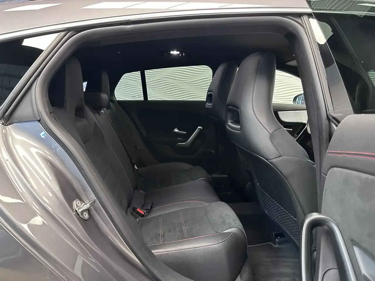 Mercedes-Benz CLA 200 - 24