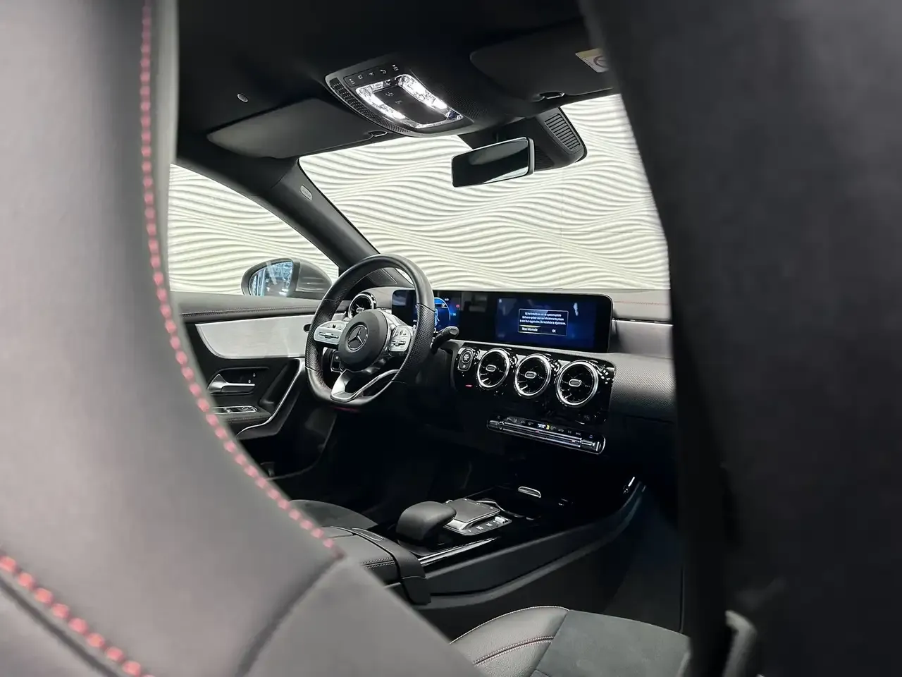 Mercedes-Benz CLA 200 - 25