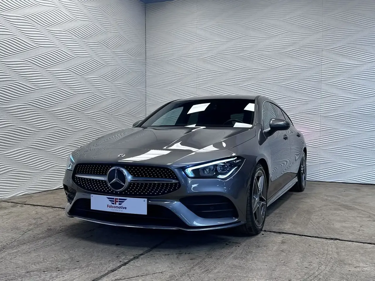 Mercedes-Benz CLA 200 - 4