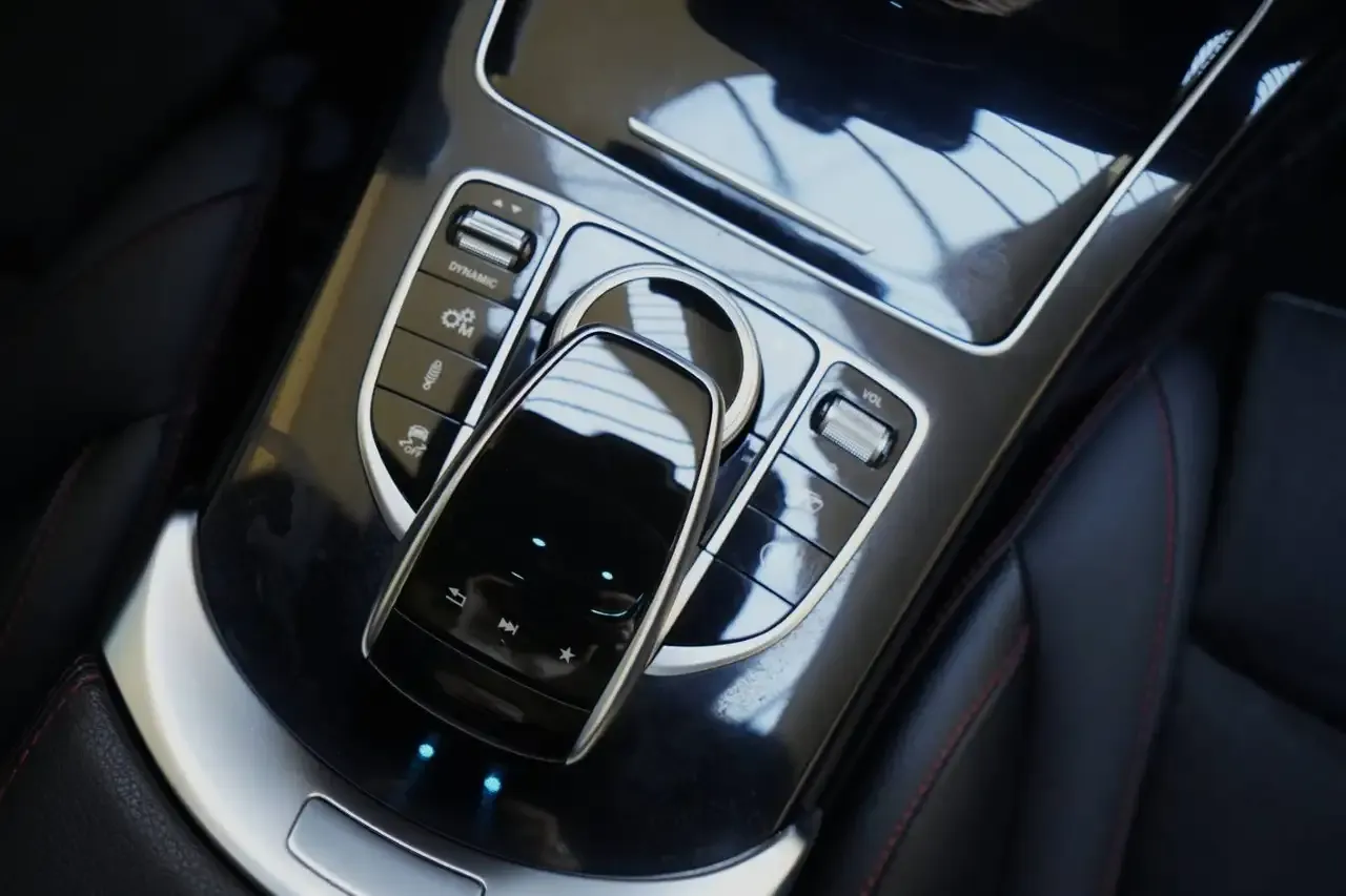 Mercedes-Benz C 43 AMG - 45
