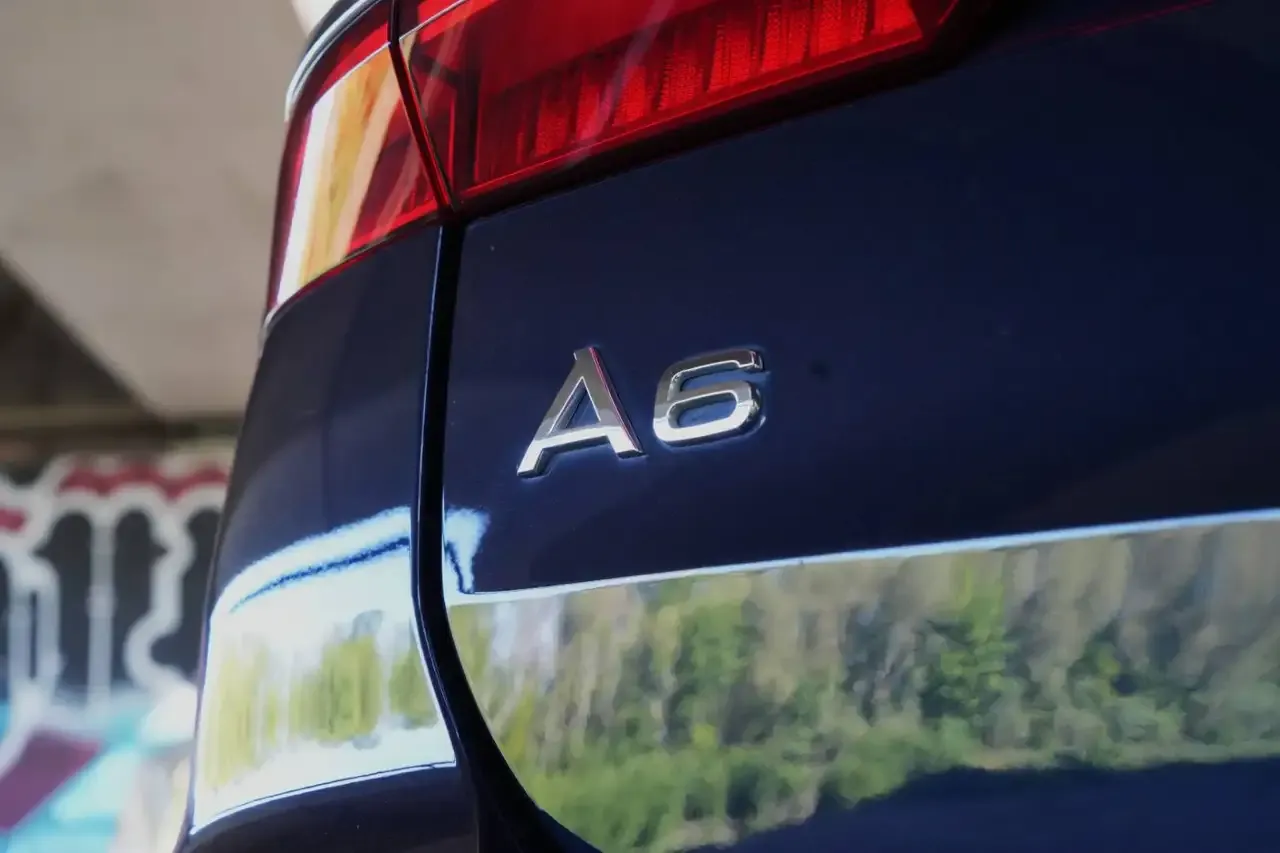 Audi A6 - 12