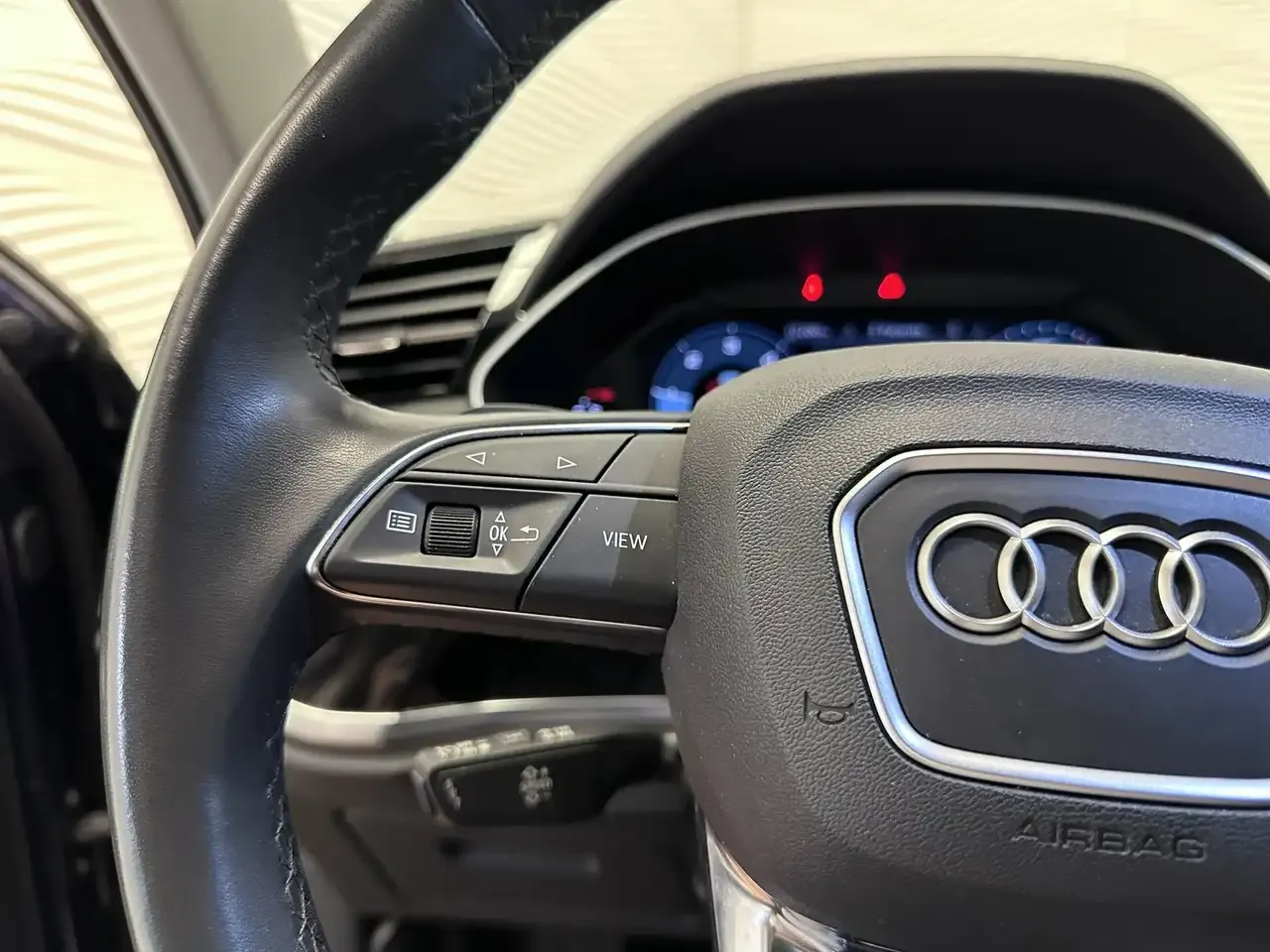 Audi Q3 - 22