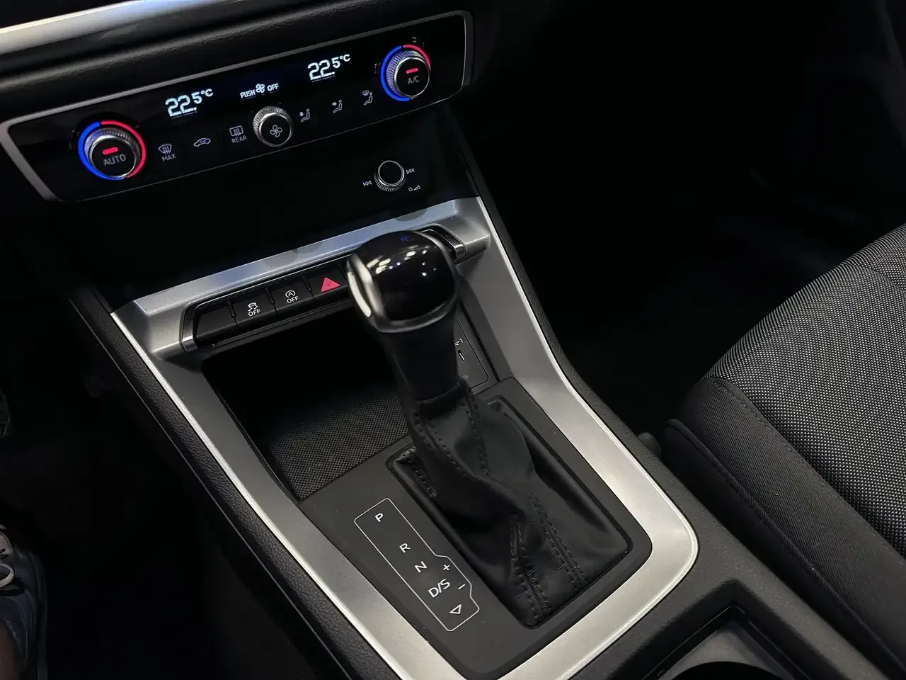 Audi Q3 - 25