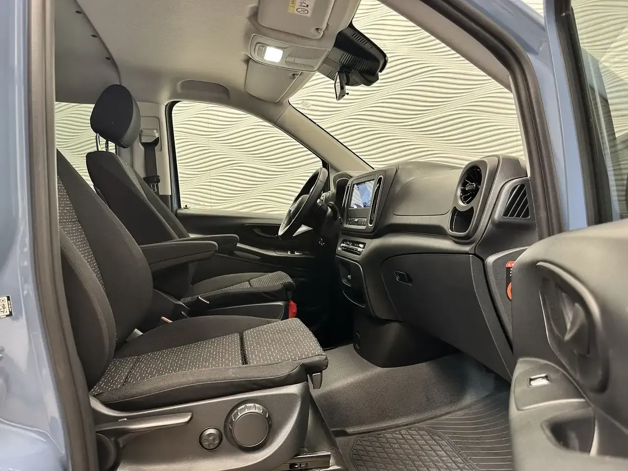 Mercedes-Benz Vito - 21
