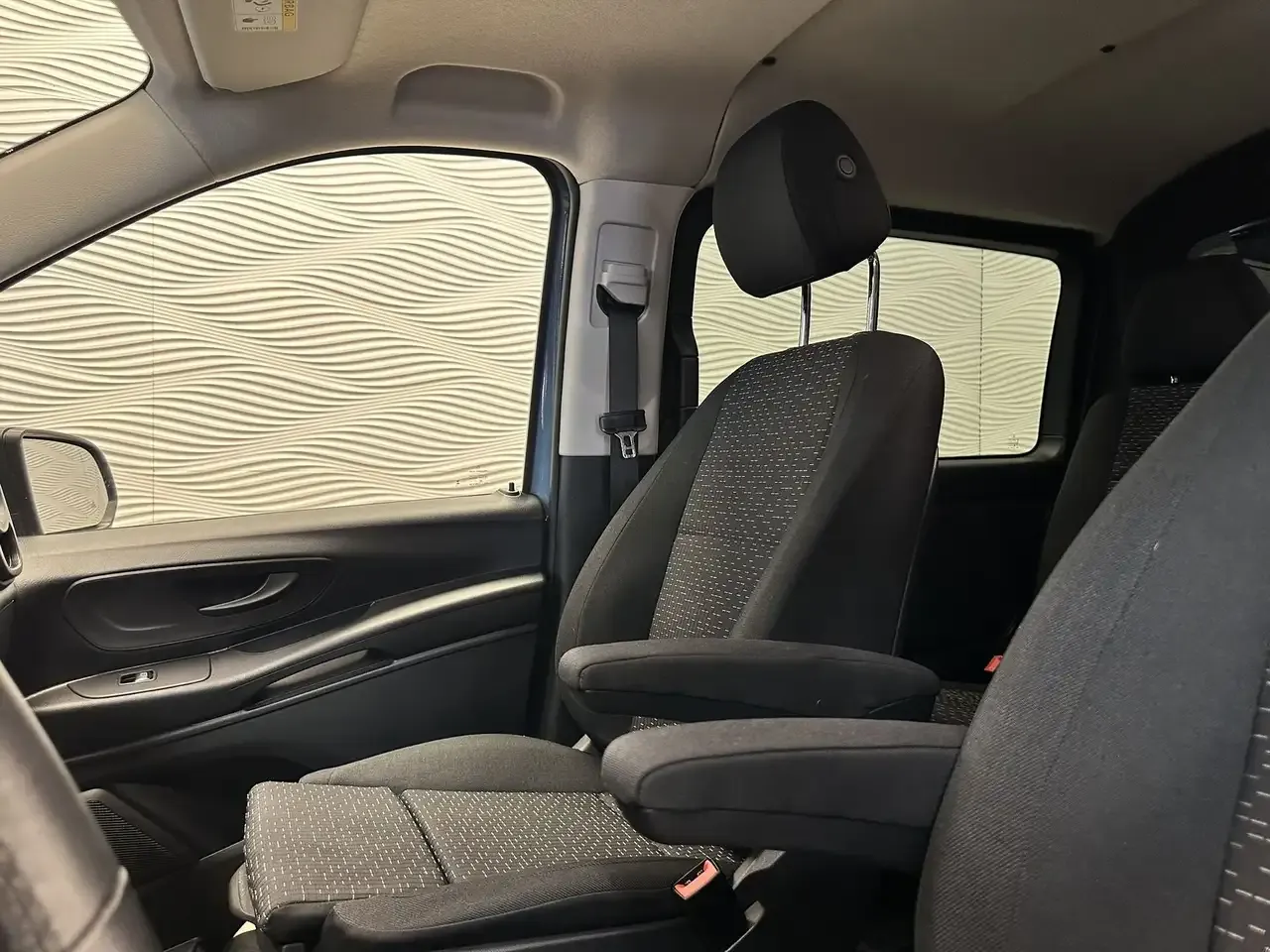 Mercedes-Benz Vito - 22