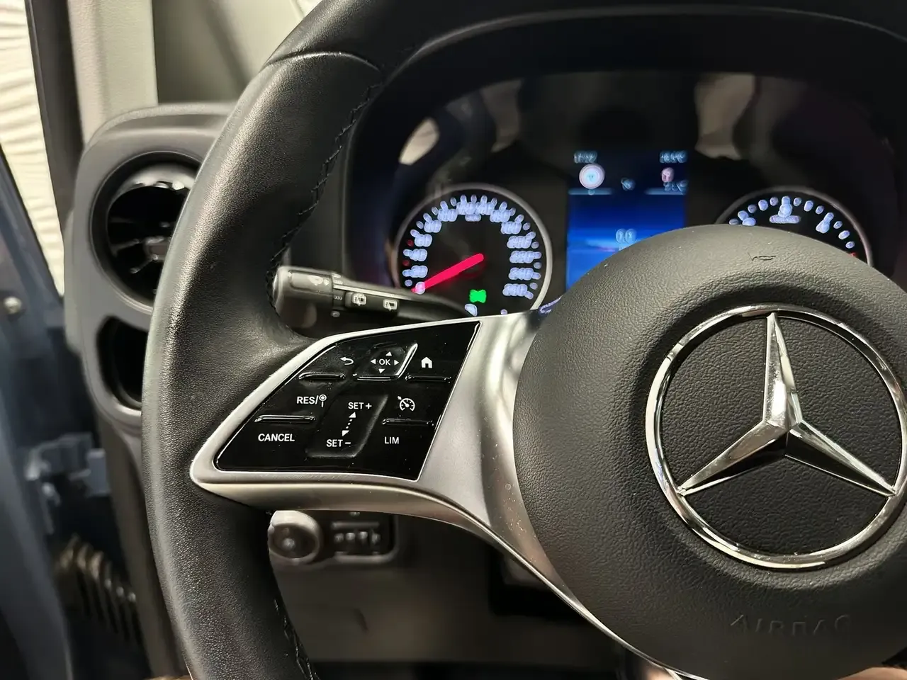 Mercedes-Benz Vito - 27