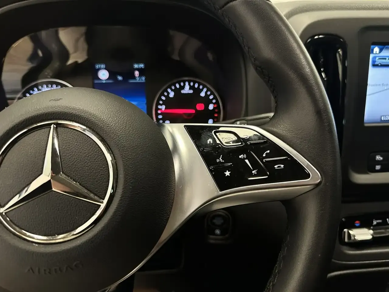 Mercedes-Benz Vito - 28