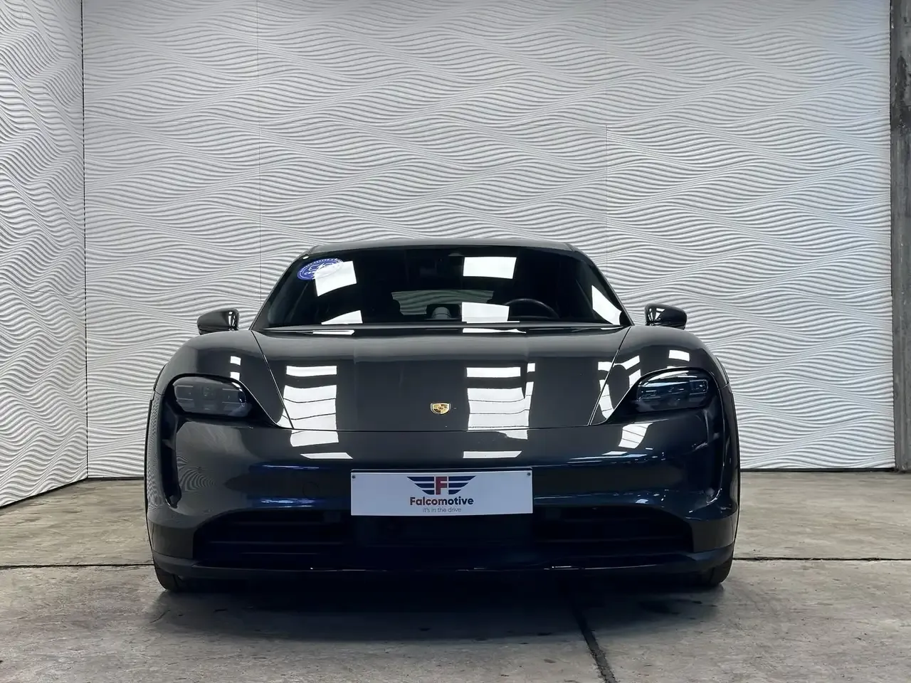 Porsche Taycan - 5