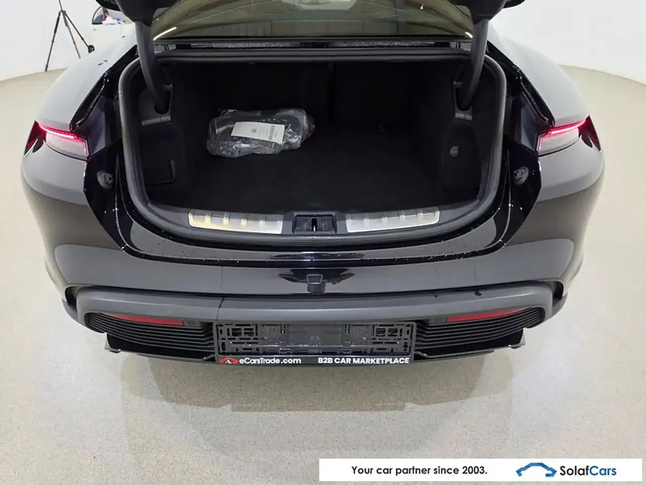 Porsche Taycan - 15