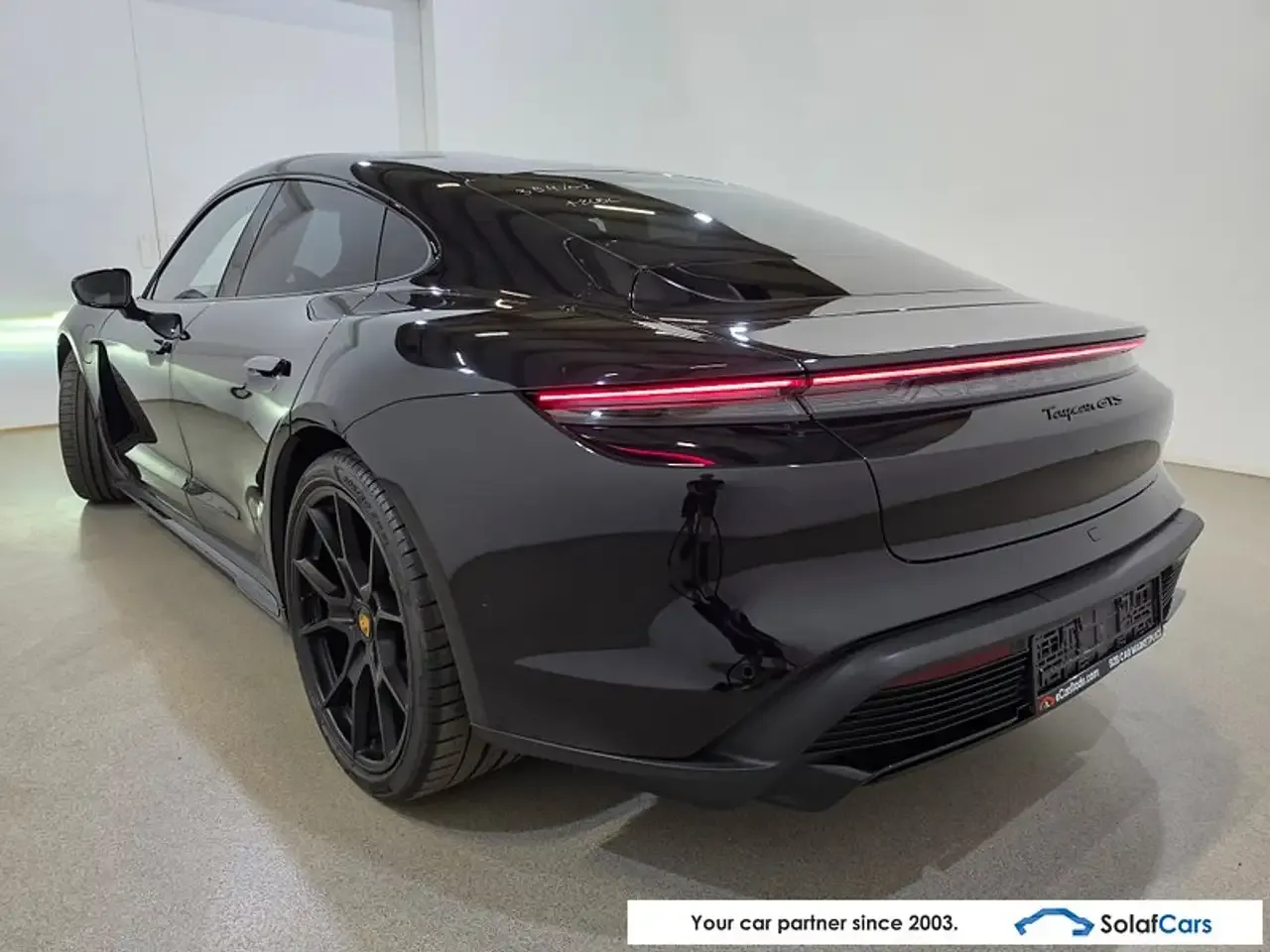 Porsche Taycan - 6