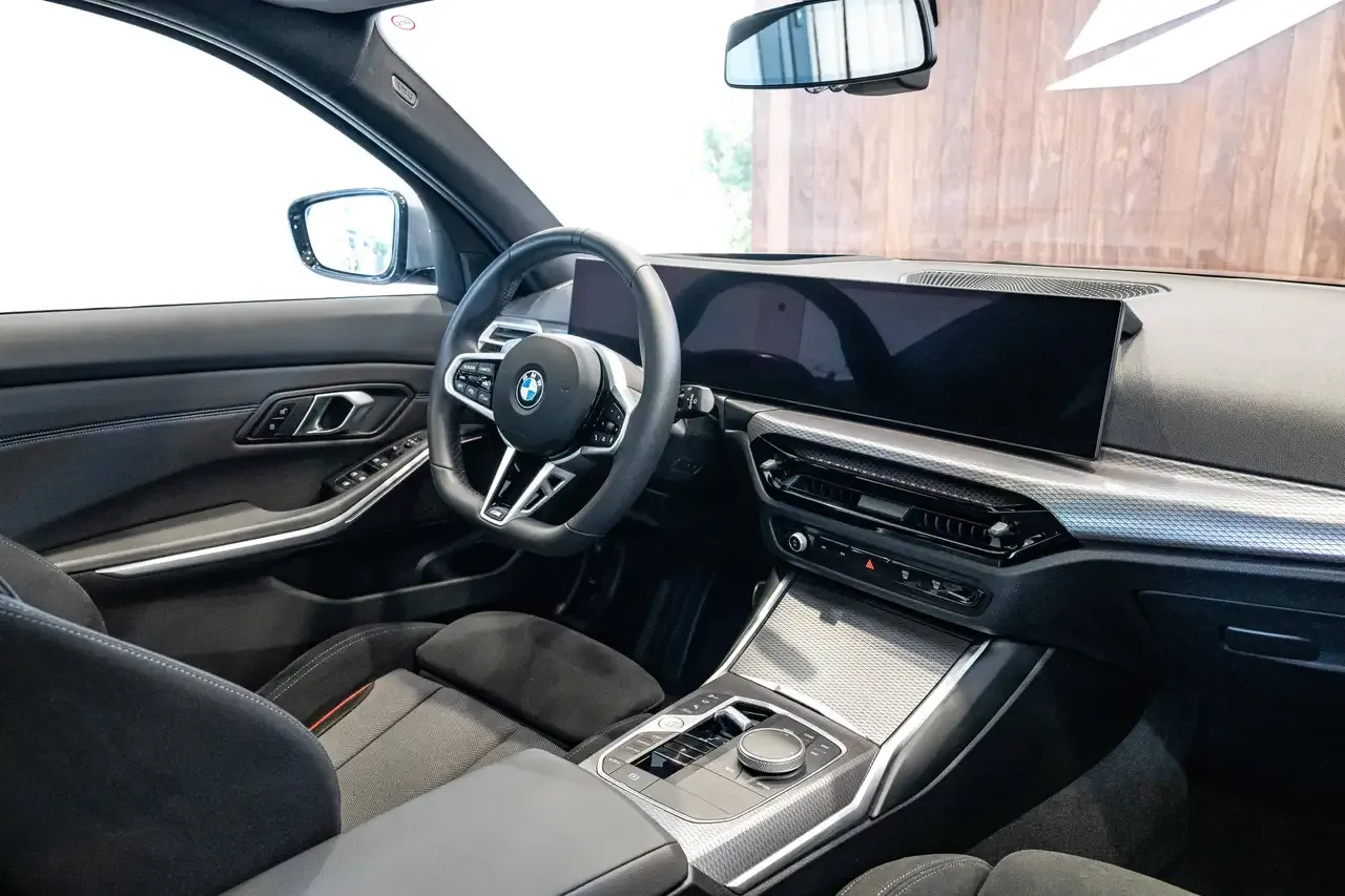 BMW 320 - 12